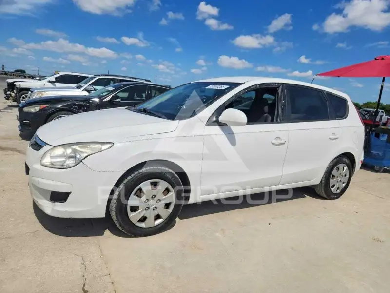 2011 Hyundai Elantra фото
