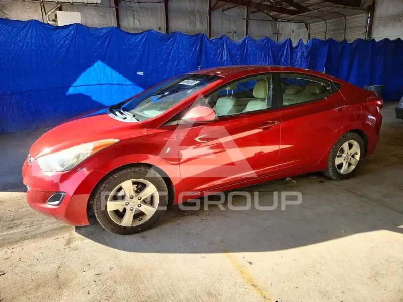 2011 Hyundai Elantra photo