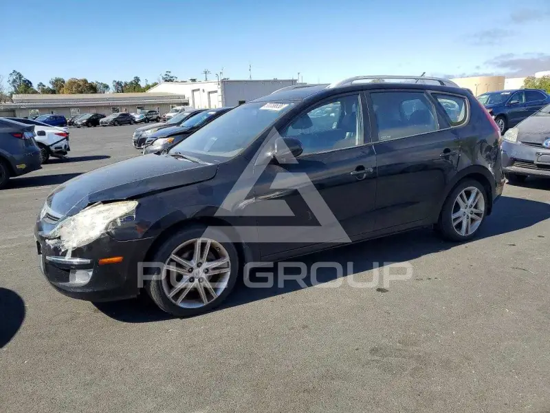 2011 Hyundai Elantra photo