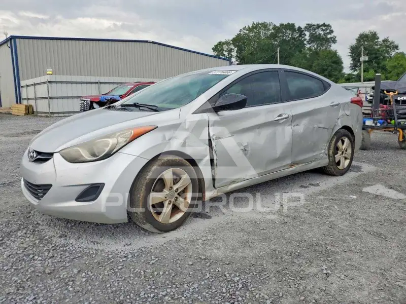 2011 Hyundai Elantra фото