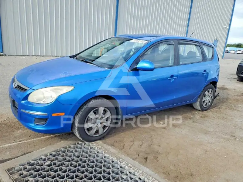 2011 Hyundai Elantra photo