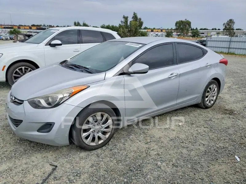 2011 Hyundai Elantra photo