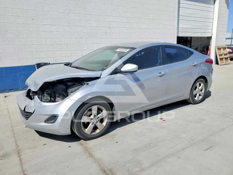 2011 Hyundai Elantra photo