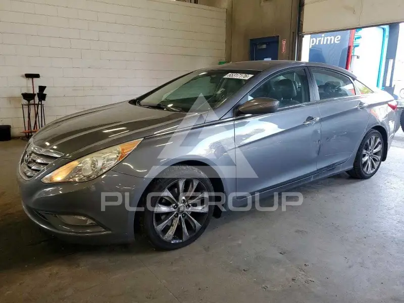 2011 Hyundai Sonata photo