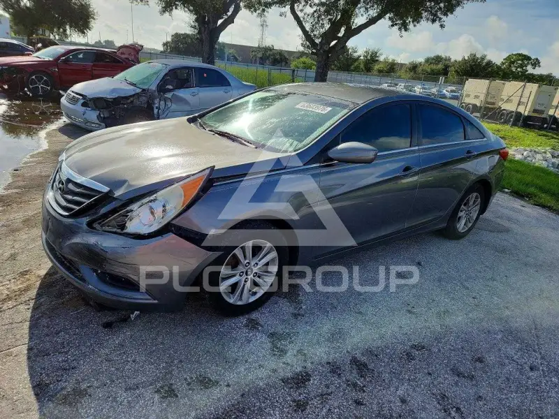 2011 Hyundai Sonata photo