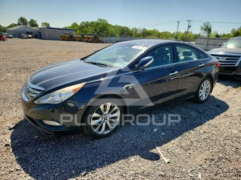 2011 Hyundai Sonata photo