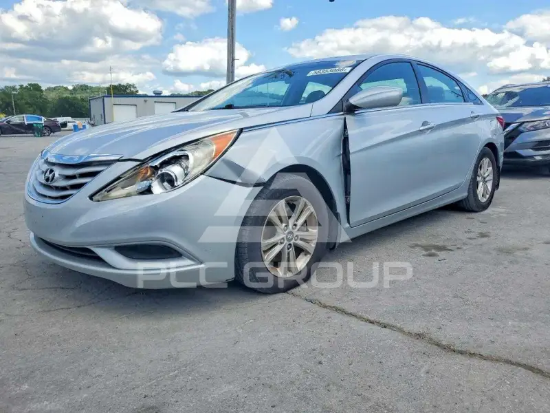 2011 Hyundai Sonata photo