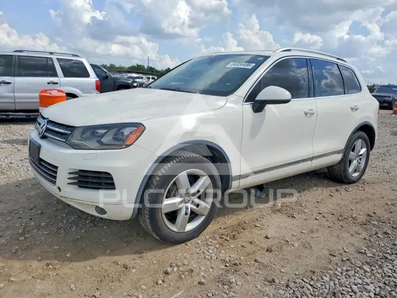 2011 Volkswagen Touareg фото