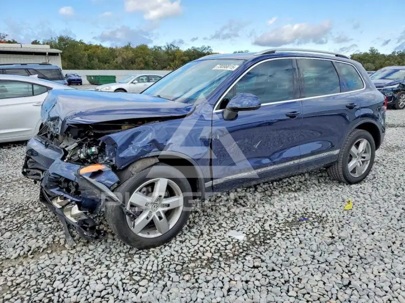 2011 Volkswagen Touareg фото