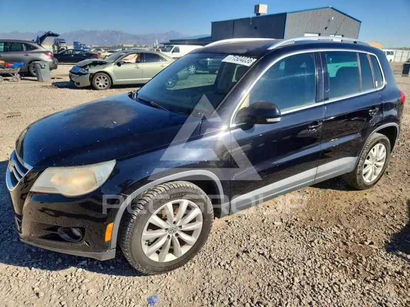 2011 Volkswagen Tiguan фото