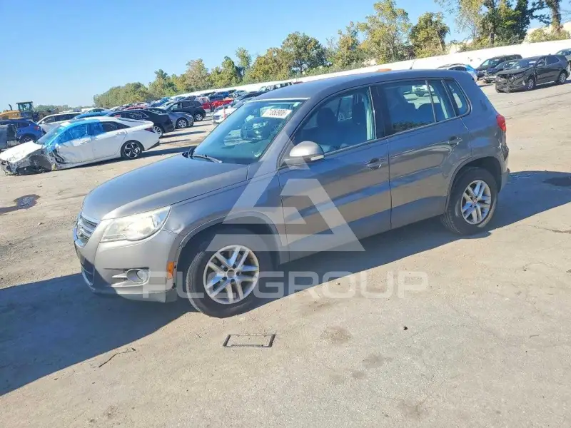 2011 Volkswagen Tiguan фото