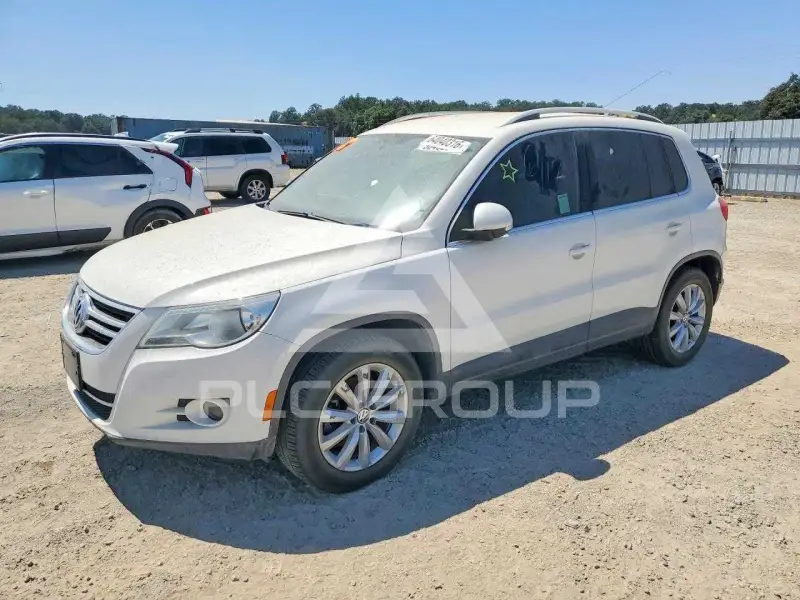 2011 Volkswagen Tiguan фото