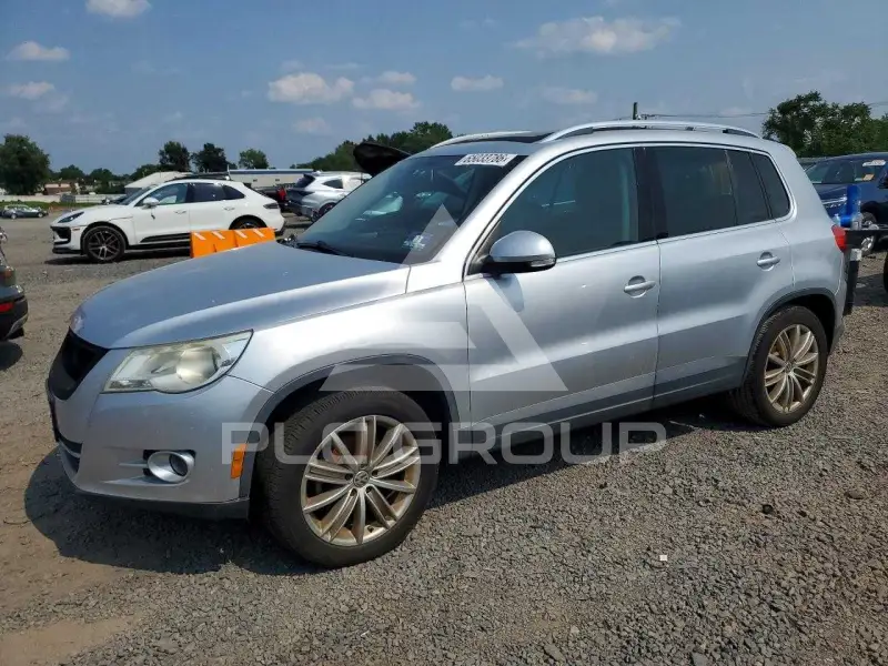 2011 Volkswagen Tiguan фото