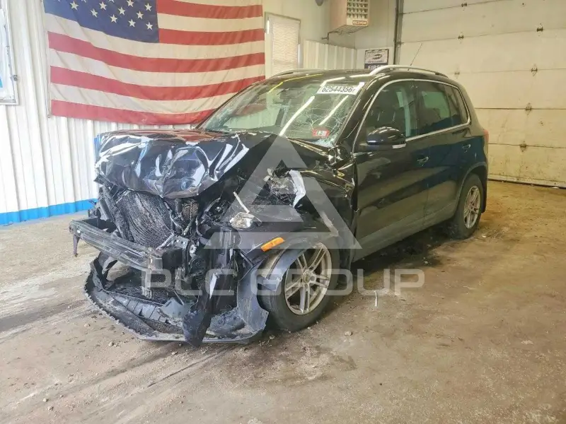 2011 Volkswagen Tiguan фото