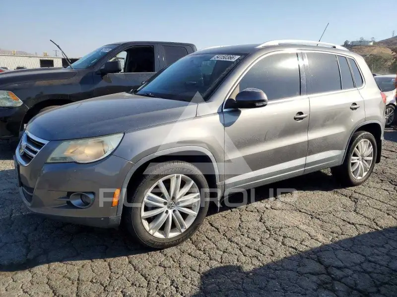 2011 Volkswagen Tiguan фото