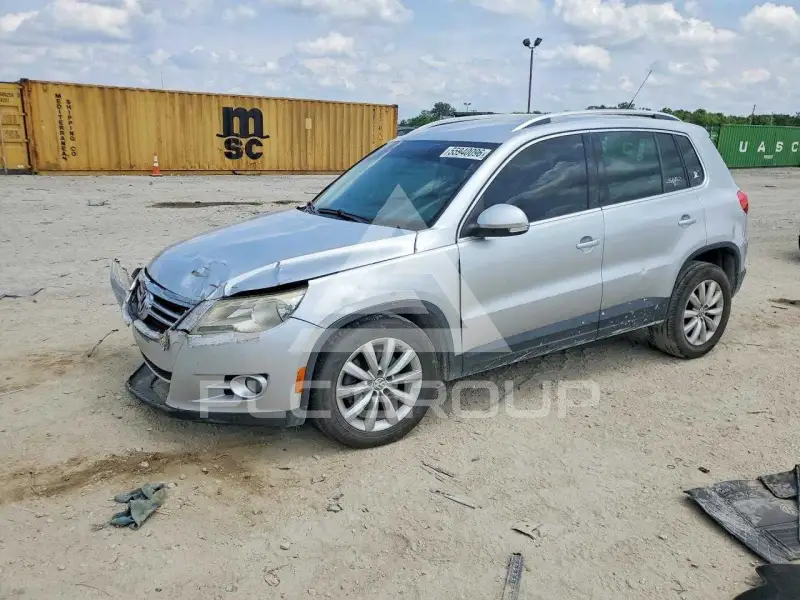 2011 Volkswagen Tiguan фото