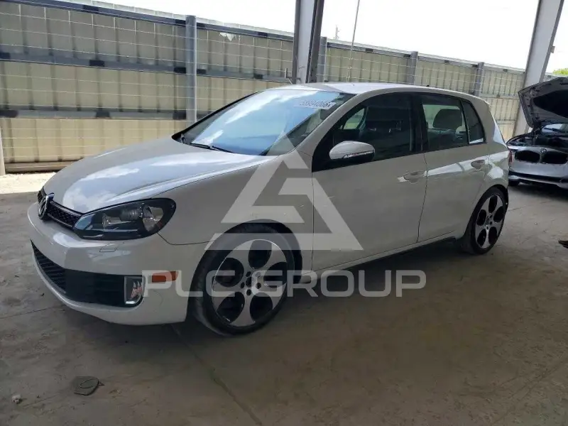 2011 Volkswagen GTI photo