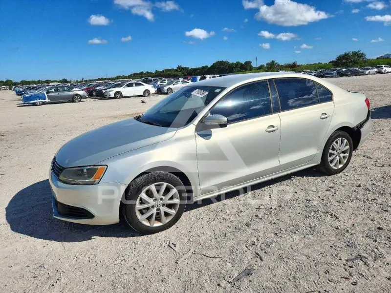2011 Volkswagen Jetta photo