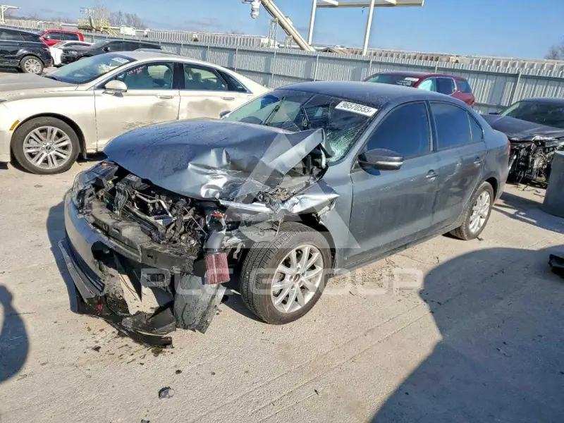 2011 Volkswagen Jetta photo