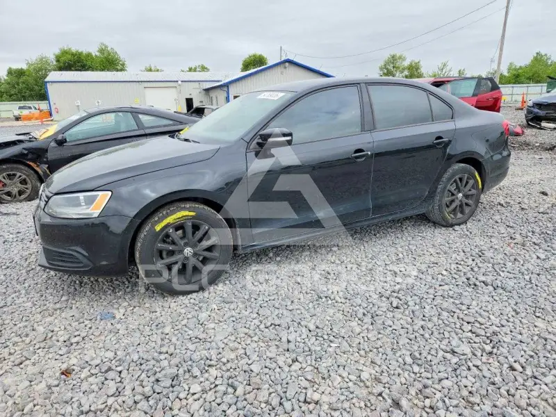 2011 Volkswagen Jetta photo