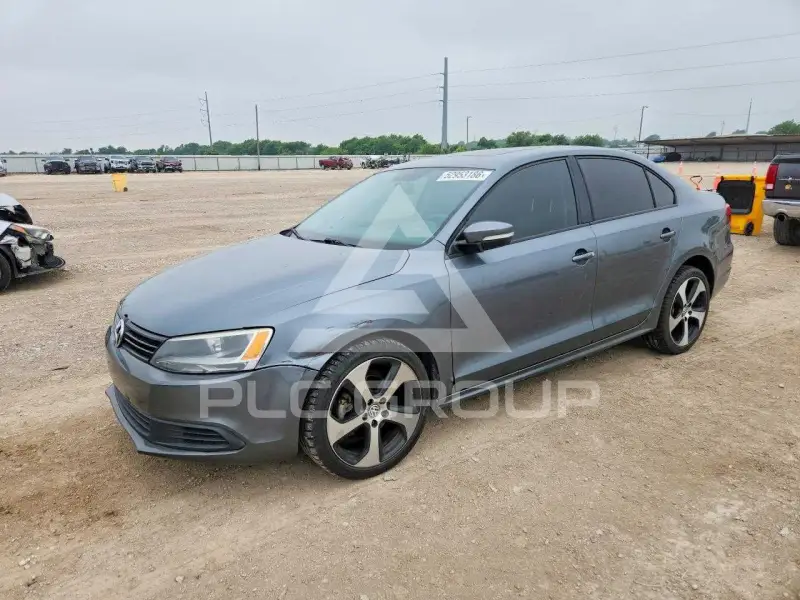 2011 Volkswagen Jetta photo