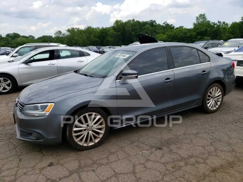 2011 Volkswagen Jetta photo