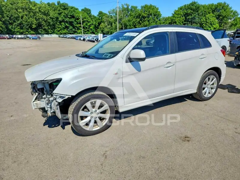 2012 Mitsubishi OUTLANDER фото