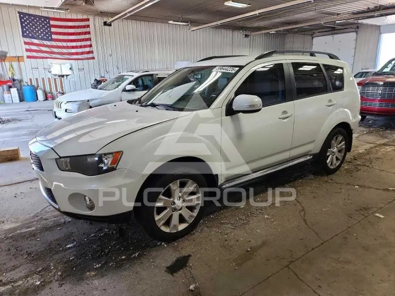 2012 Mitsubishi OUTLANDER фото