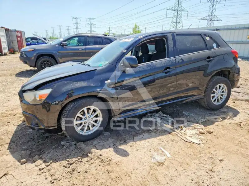 2012 Mitsubishi OUTLANDER фото