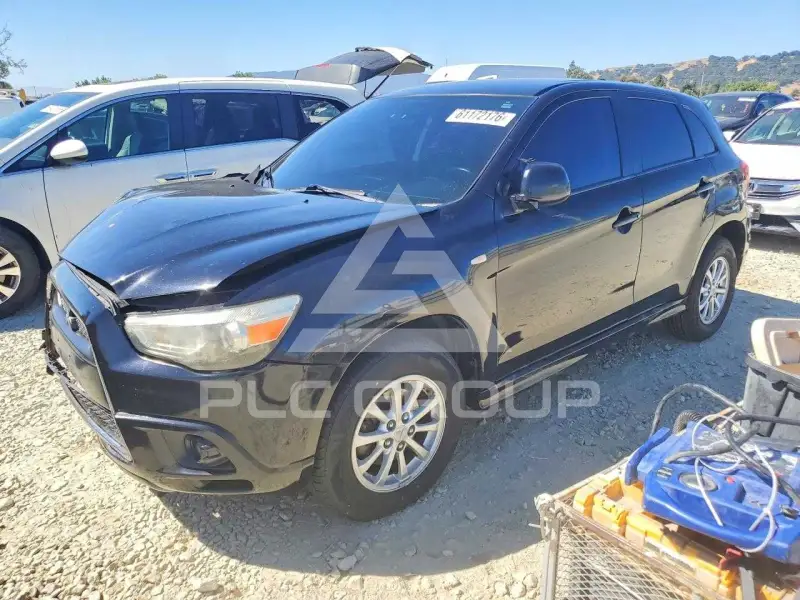 2012 Mitsubishi OUTLANDER photo