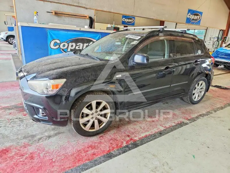 2012 Mitsubishi OUTLANDER photo
