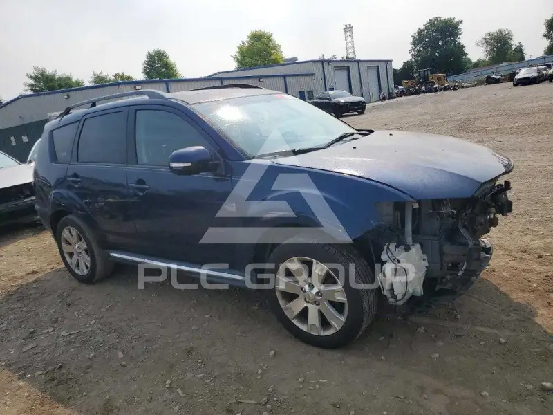 2012 Mitsubishi OUTLANDER photo