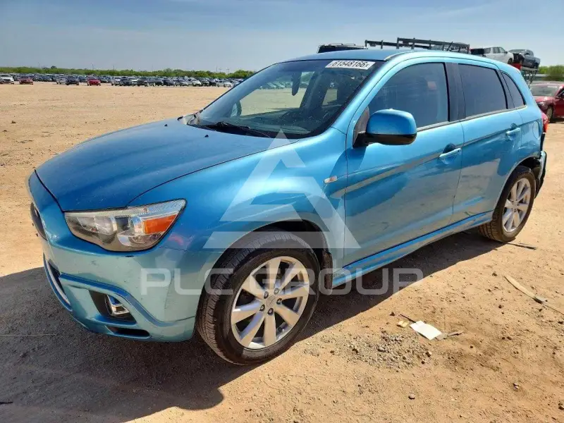 2012 Mitsubishi OUTLANDER фото