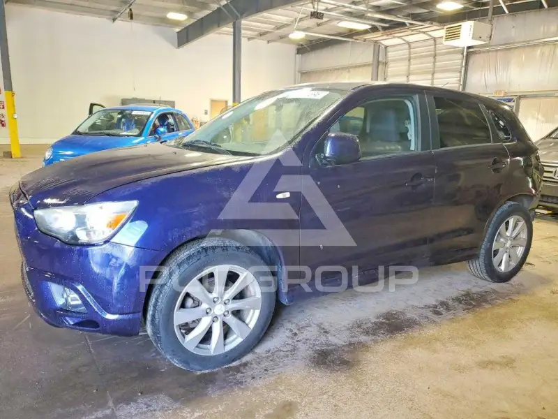 2012 Mitsubishi OUTLANDER фото