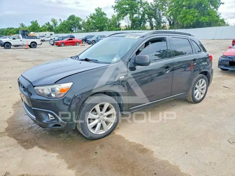 2012 Mitsubishi OUTLANDER photo