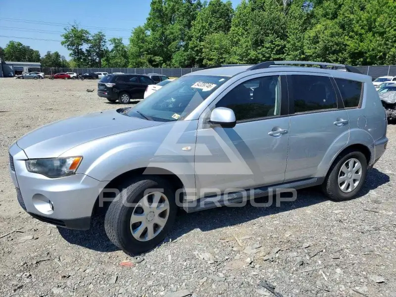 2012 Mitsubishi OUTLANDER фото