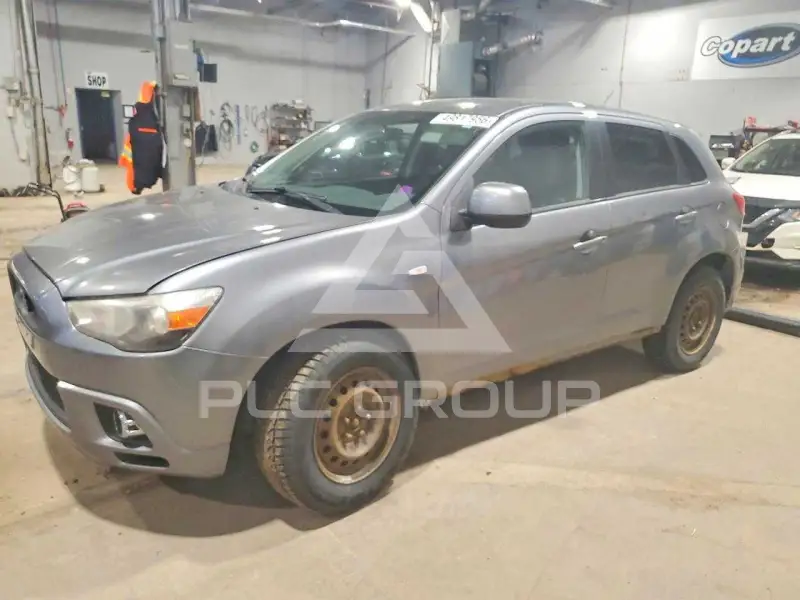 2012 Mitsubishi OUTLANDER фото