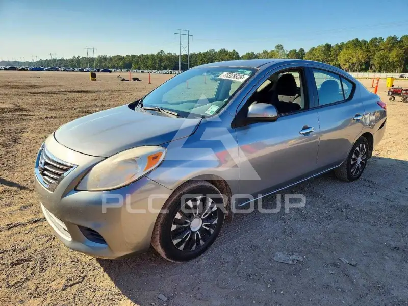 2012 Nissan VERSA фото