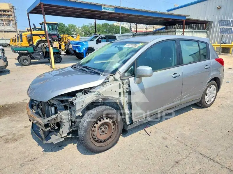 2012 Nissan VERSA фото