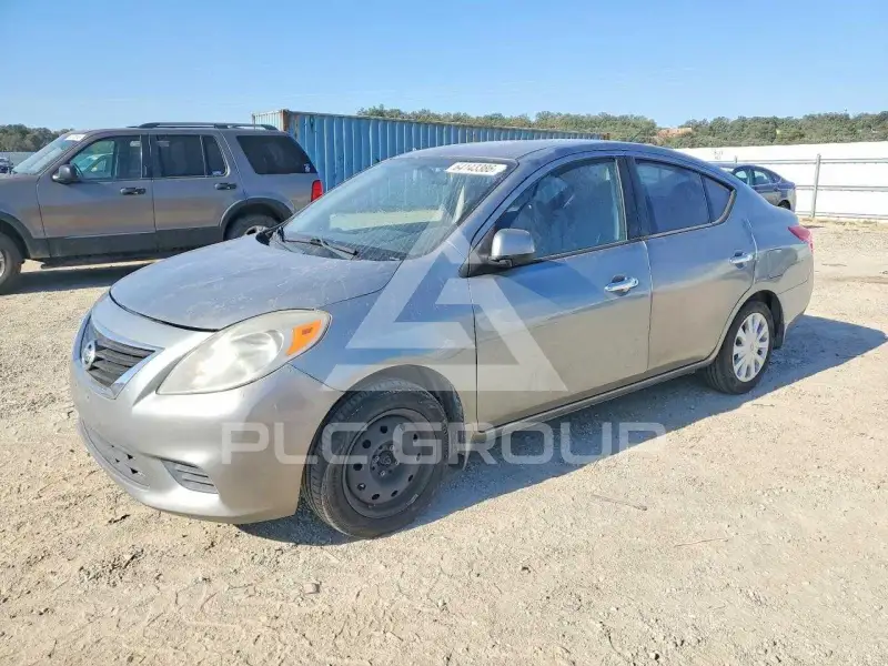 2012 Nissan VERSA фото