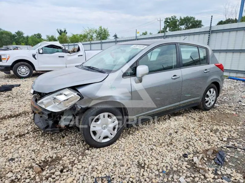 2012 Nissan VERSA фото