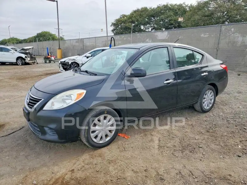 2012 Nissan VERSA фото