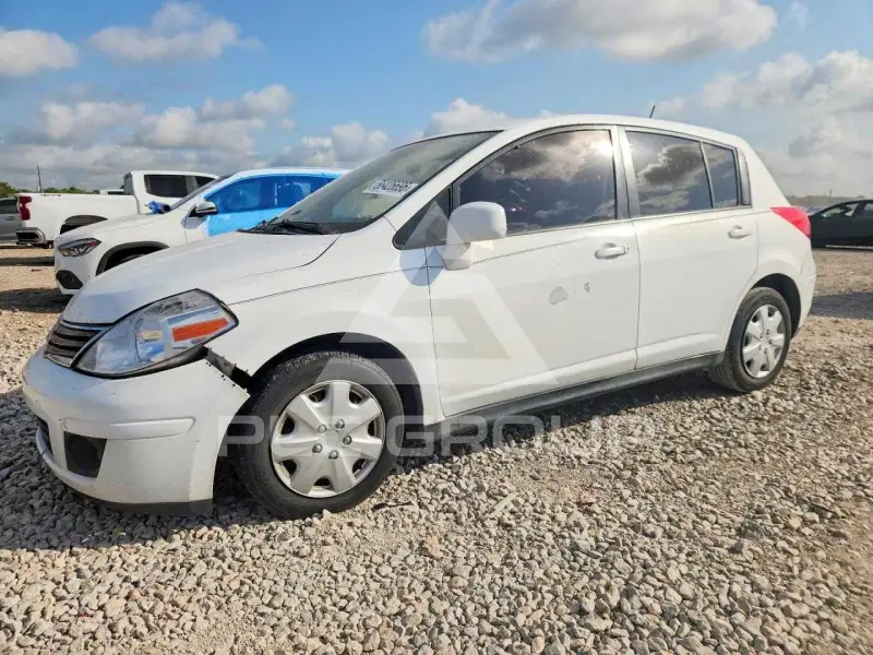 2012 Nissan VERSA фото