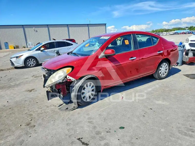2012 Nissan VERSA фото