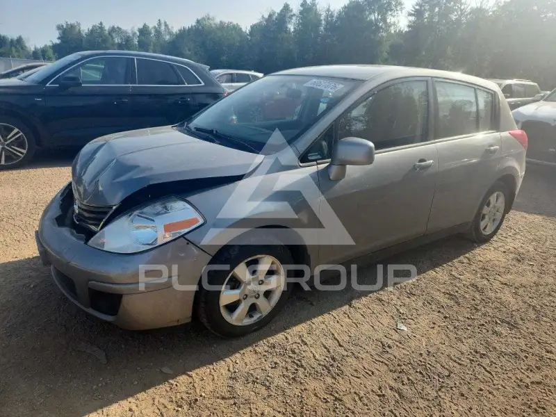 2012 Nissan VERSA photo
