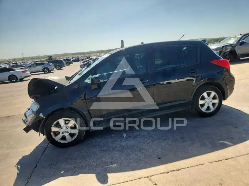 2012 Nissan VERSA фото