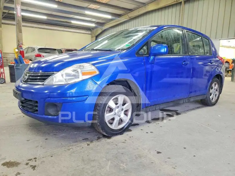 2012 Nissan VERSA фото