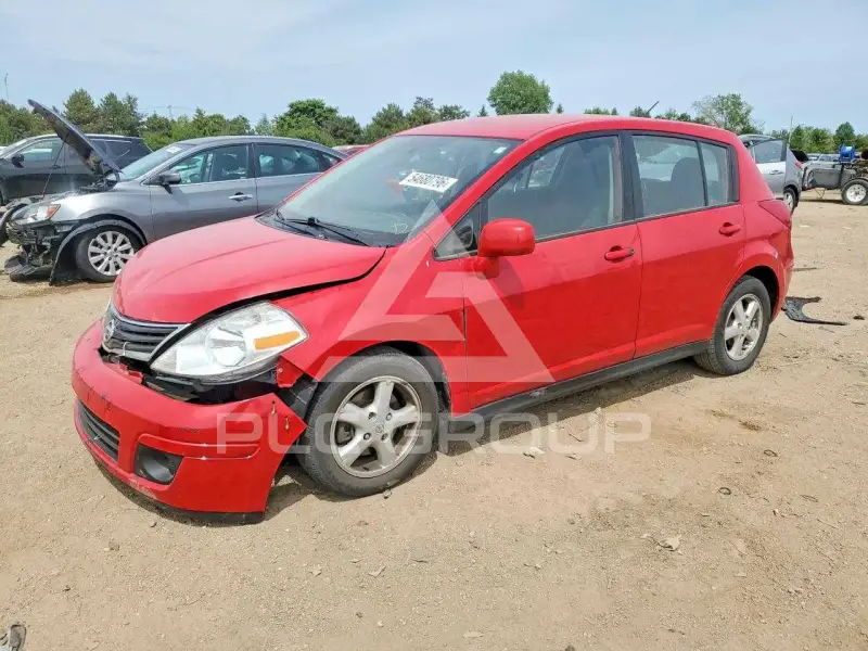 2012 Nissan VERSA фото