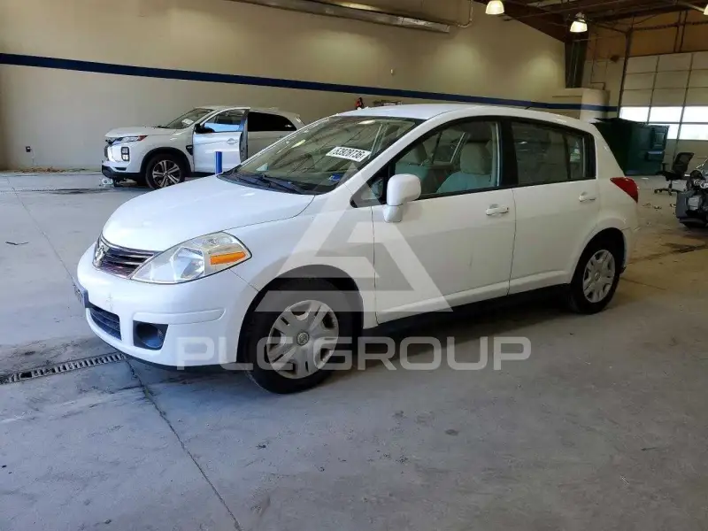 2012 Nissan VERSA фото