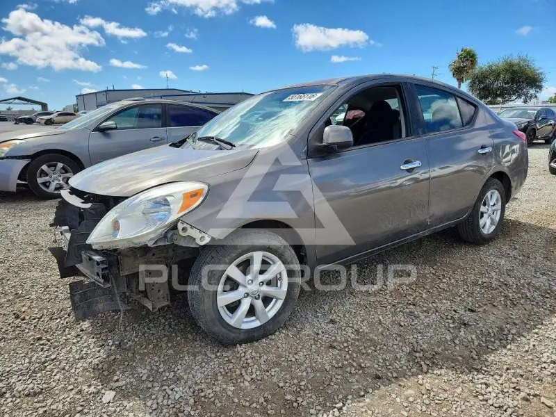2012 Nissan VERSA фото